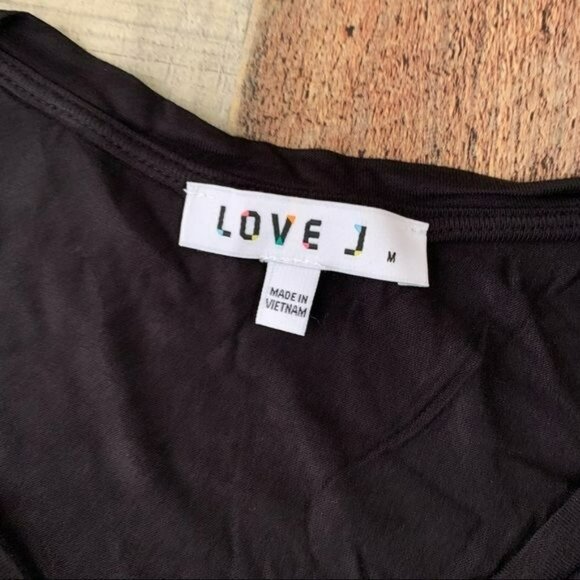 Love J women’s basic black short sleeve t-shirt with pocket size large - Picture 5 of 7